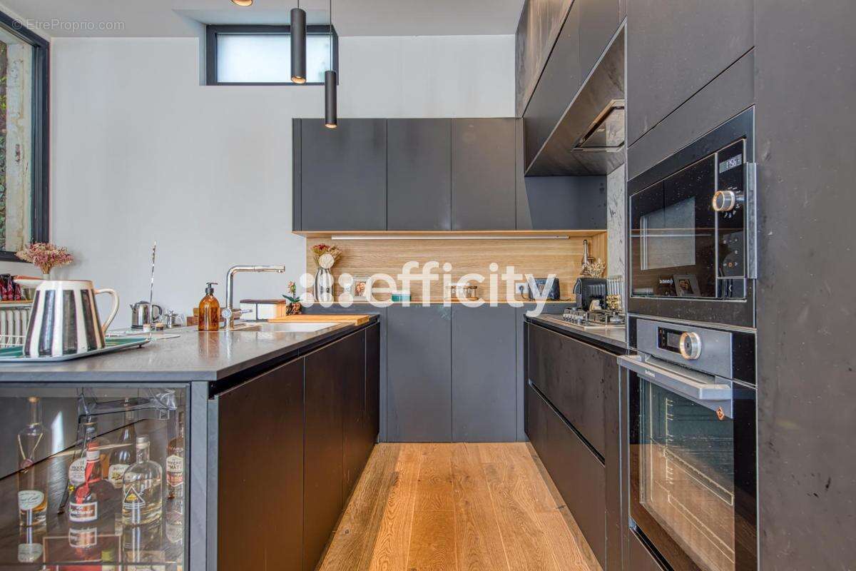 Maison 104 m² à Talence  - photo 4