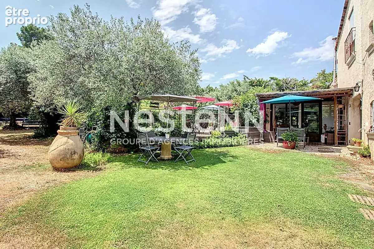 A VENDRE DRAGUIGNAN Bastide 3 suites parentales PISCINE terrain de 4000 m² - photo 10