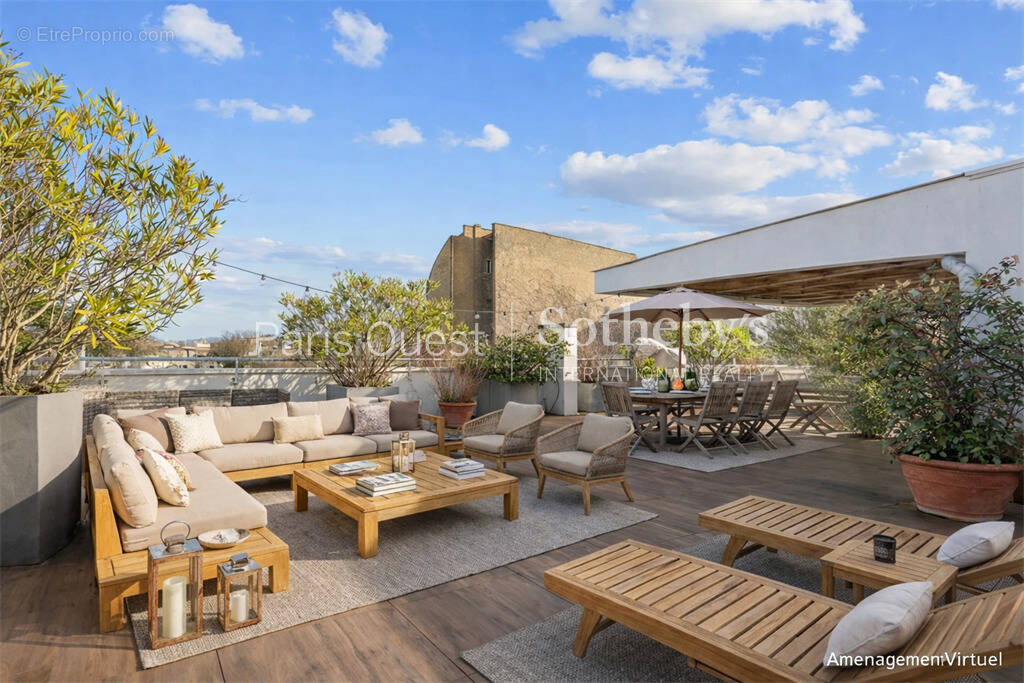 Appartement à NEUILLY-SUR-SEINE