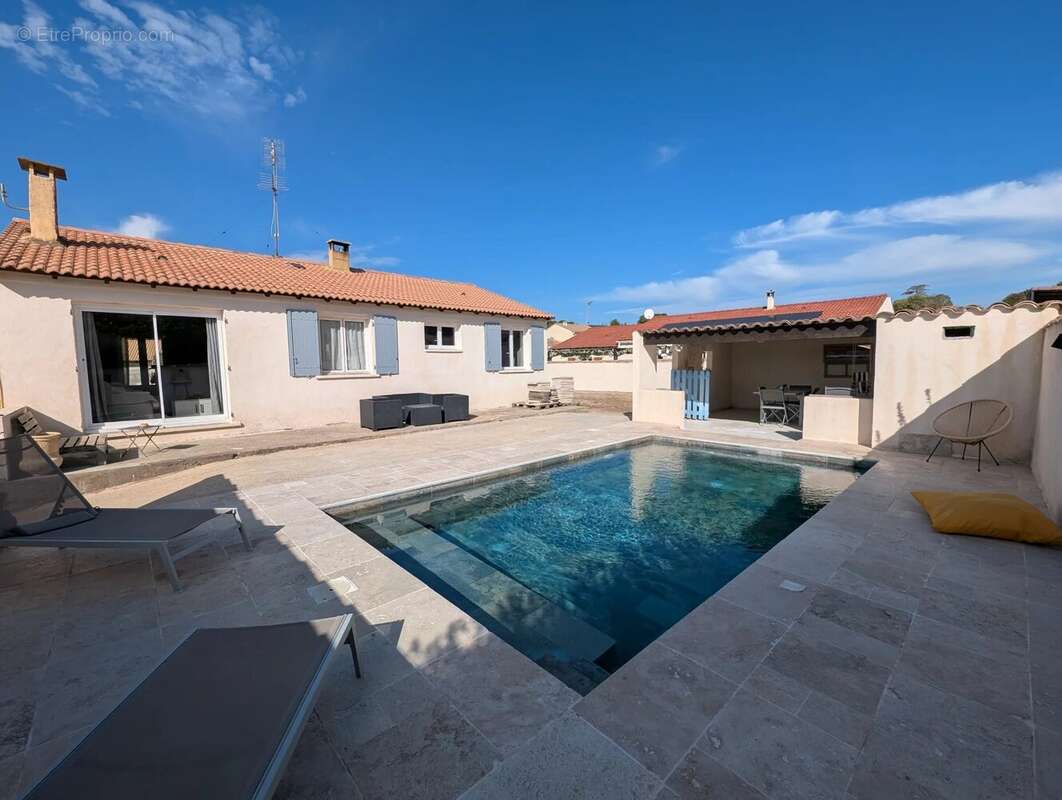 Villa 3 chambres plain-pied avec piscine et dépendance - photo 14