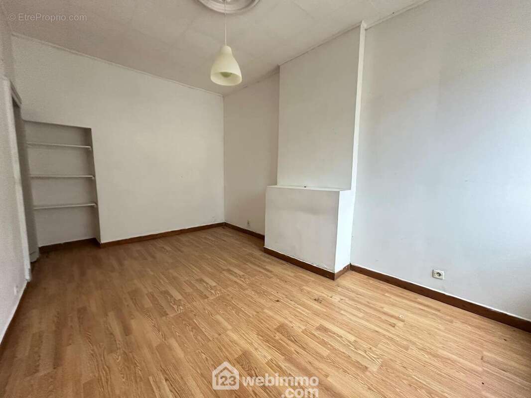 La deuxième chambre de 14 m²