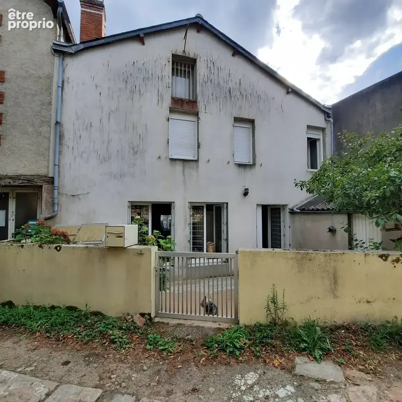 Photo Maison à Saint-Etienne-De-Montluc au prix de 219 450€