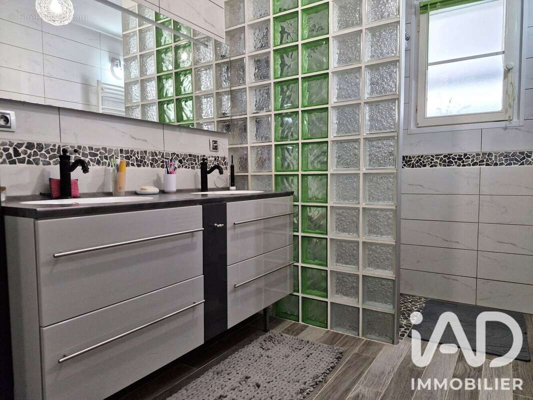 Maison 192 m² à Chinon  - photo 9