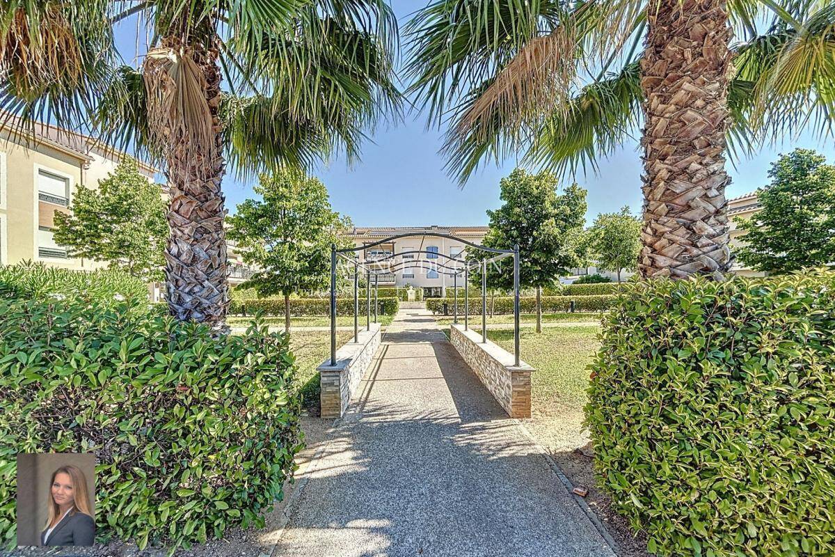 Appartement à LE MUY