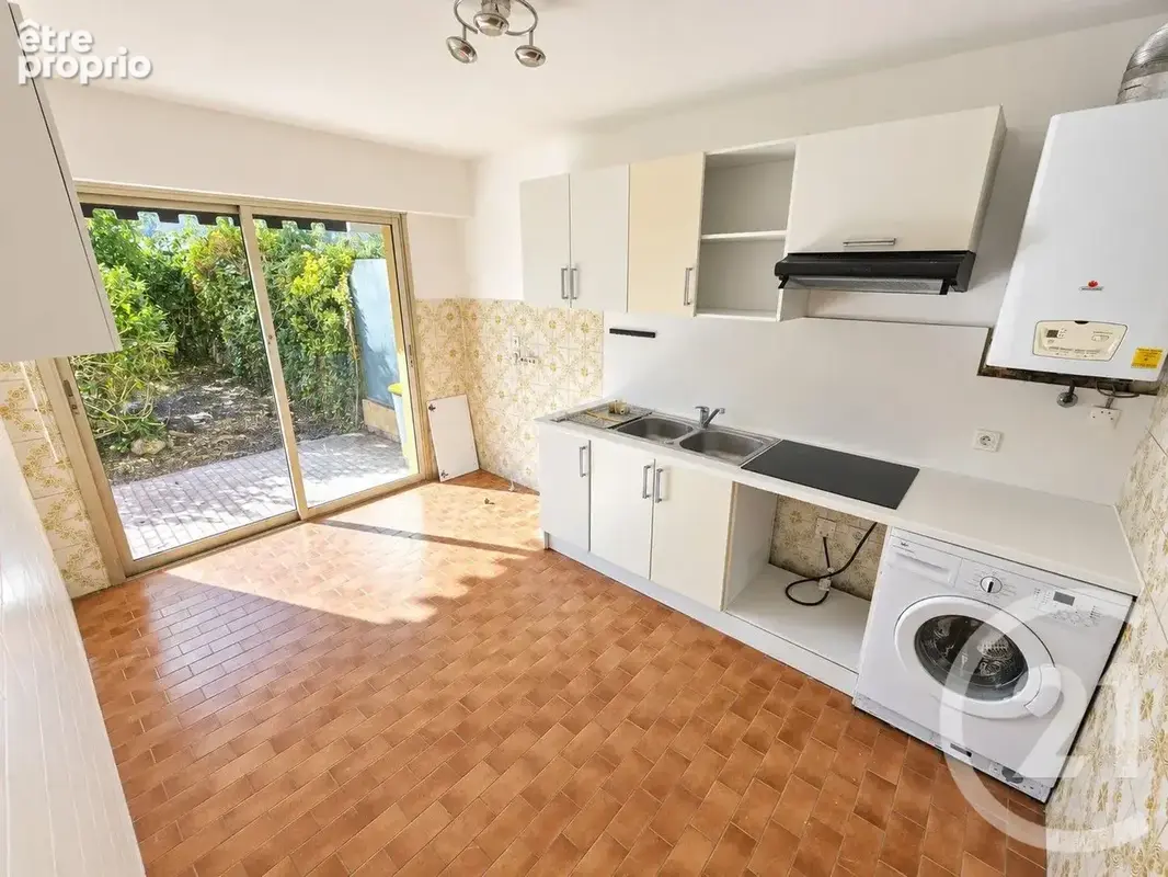 Appartement 3 pièces 68 m² à vendre à Saint-Laurent-Du-Var (06700) - photo 12