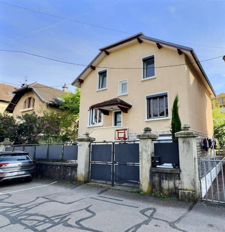 Maison à CHAMBERY