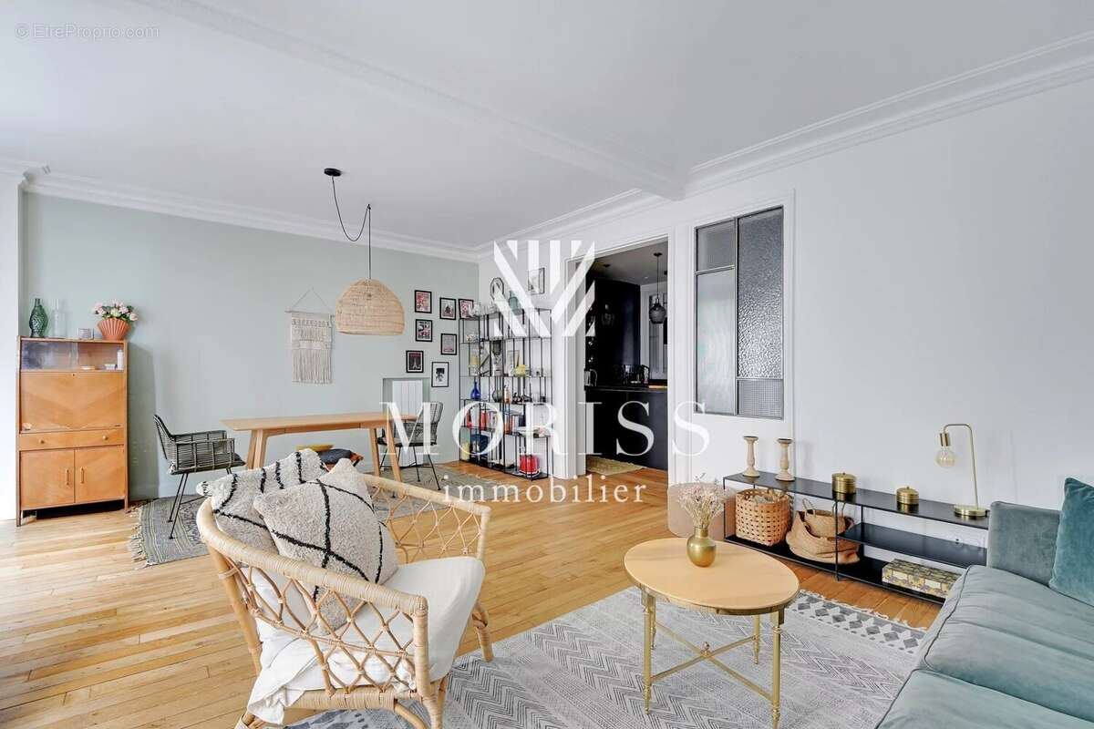 Appartement à PARIS-18E