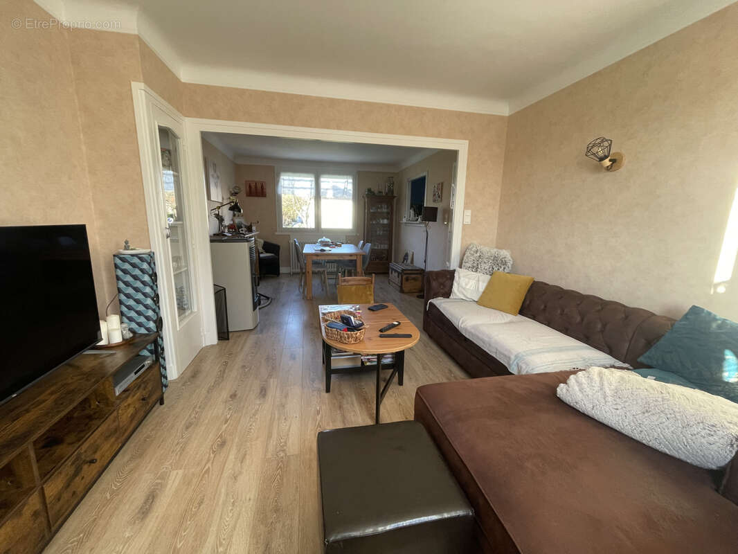 Maison à BELLERIVE-SUR-ALLIER