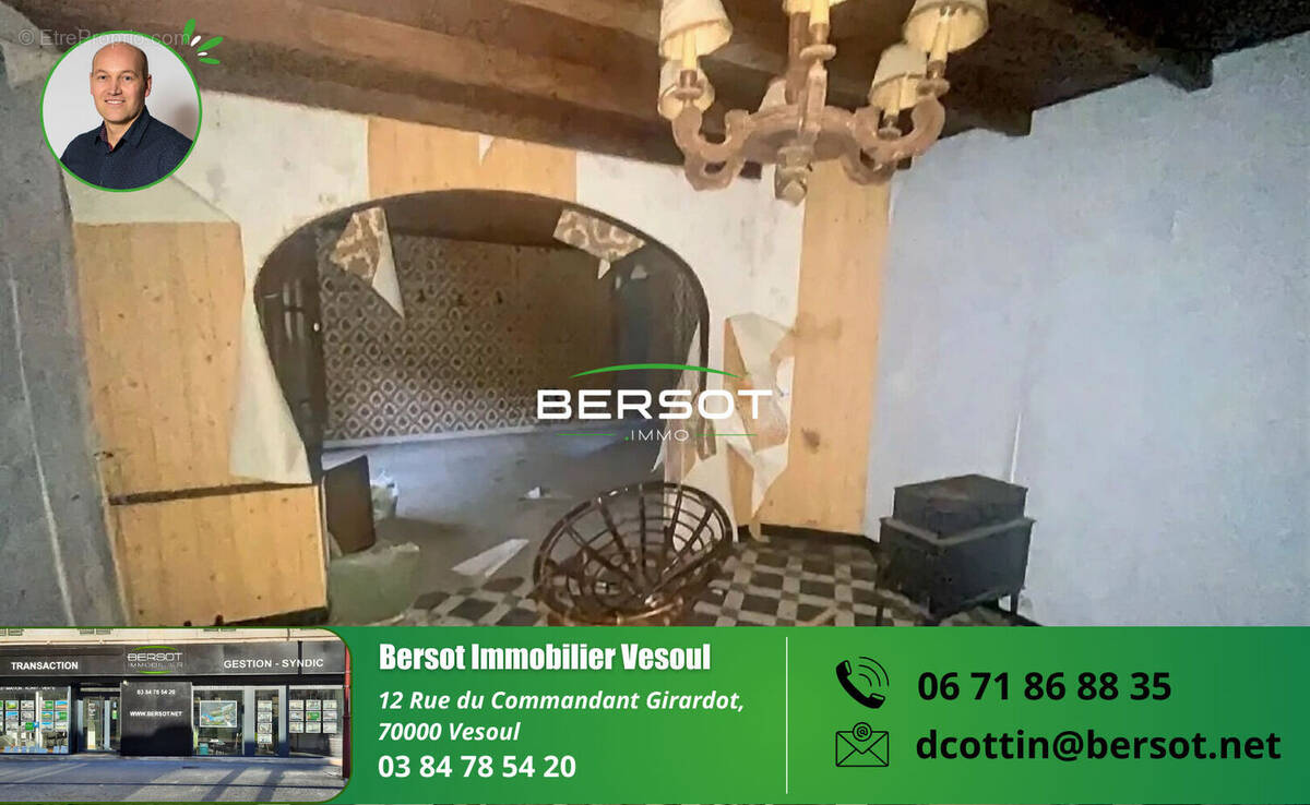 Maison à PASSAVANT-LA-ROCHERE