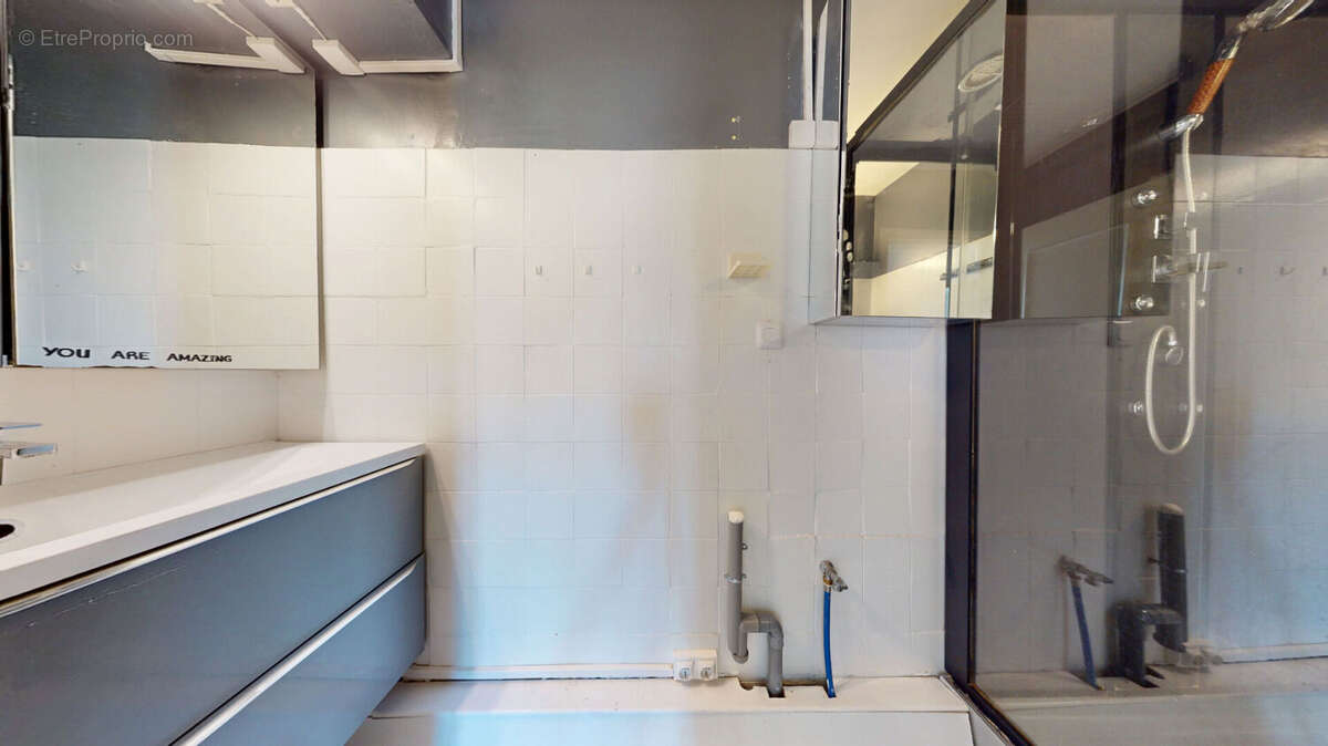 Appartement à SAINT-MARTIN-D'HERES