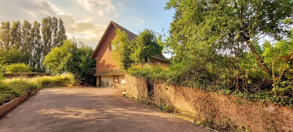 Maison à CALONNE-RICOUART