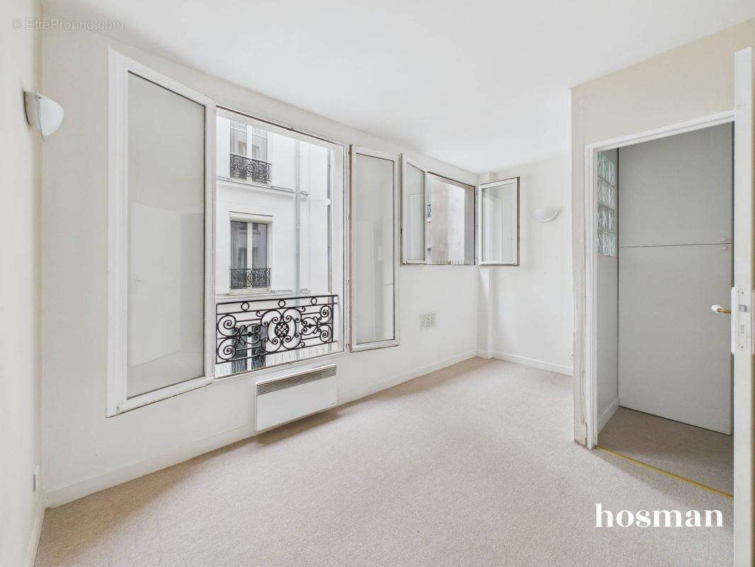 Appartement à PARIS-11E