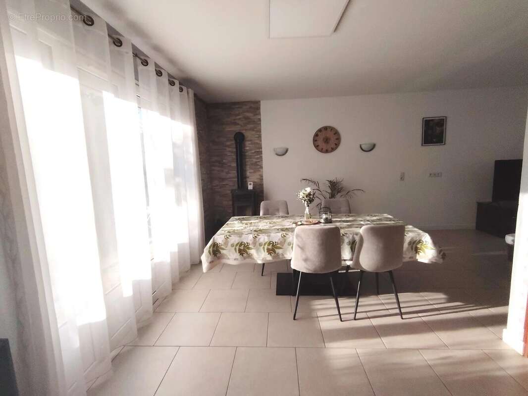 Maison d'habitation 3 chambres - secteur Arcis - photo 3