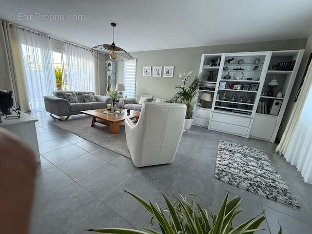 Maison à SAINT-DREZERY