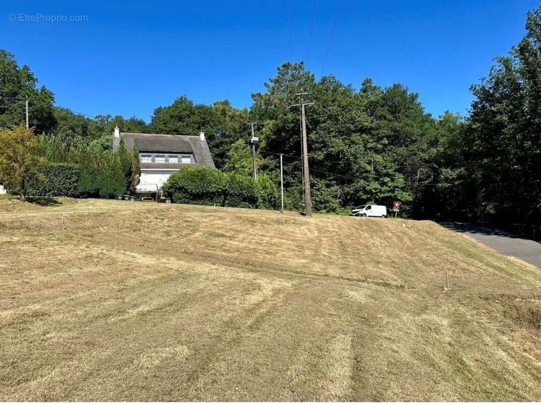 Terrain à bâtir de 572 m² à CAMORS (56) - photo 2