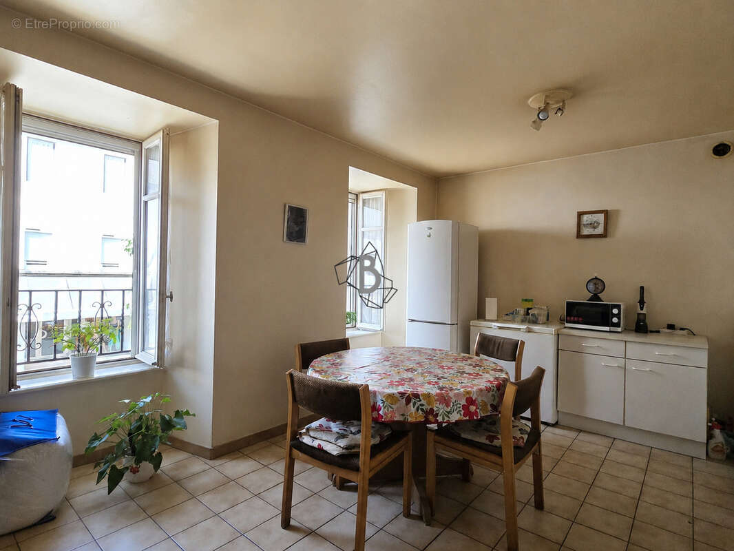 Immeuble - 235m2 - Réquista - photo 18