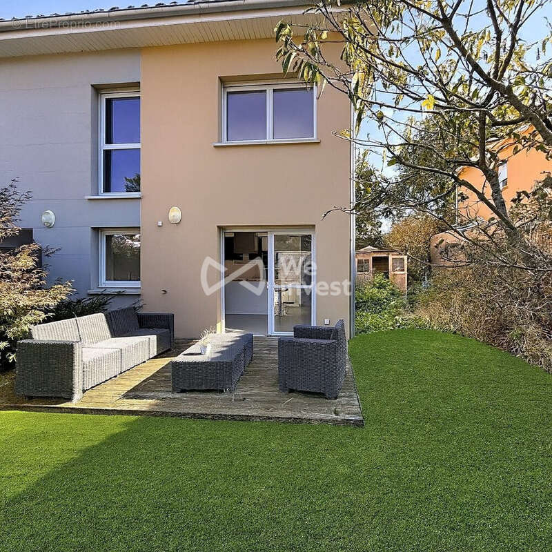 Appartement à SAINTE-CONSORCE