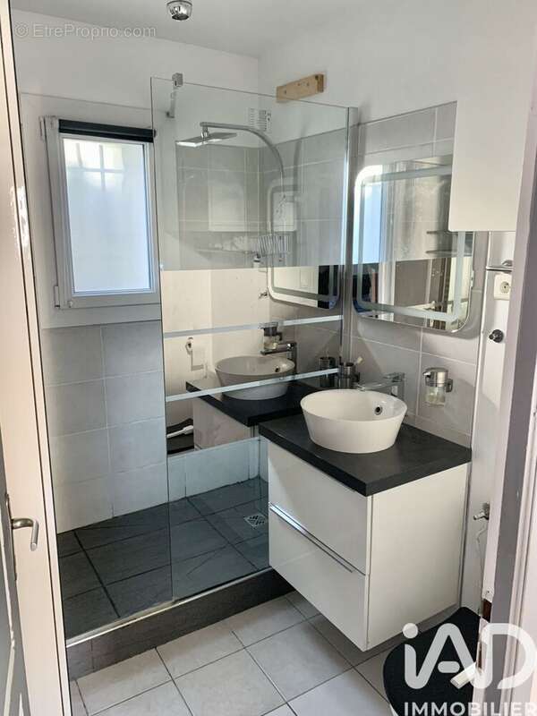 Photo 8 - Maison à VENELLES