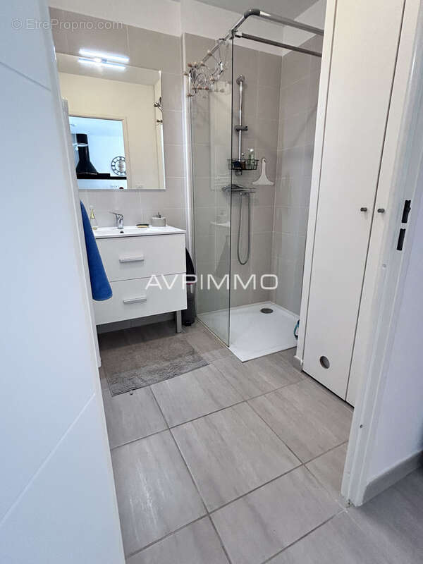 Appartement à SAINT-CYR-SUR-MER