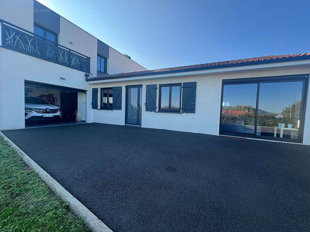 Maison à SAINT-GEORGES-SUR-ALLIER