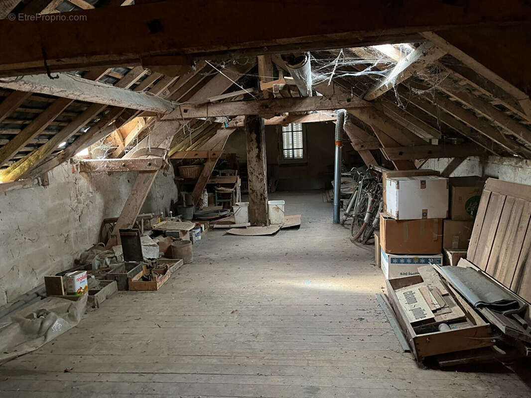 Maison à SAINTE-MAURE-DE-TOURAINE