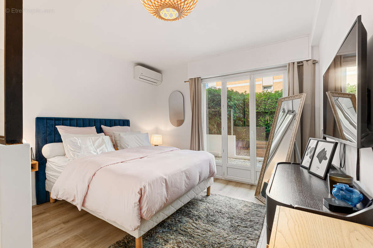 Appartement à LE CANNET