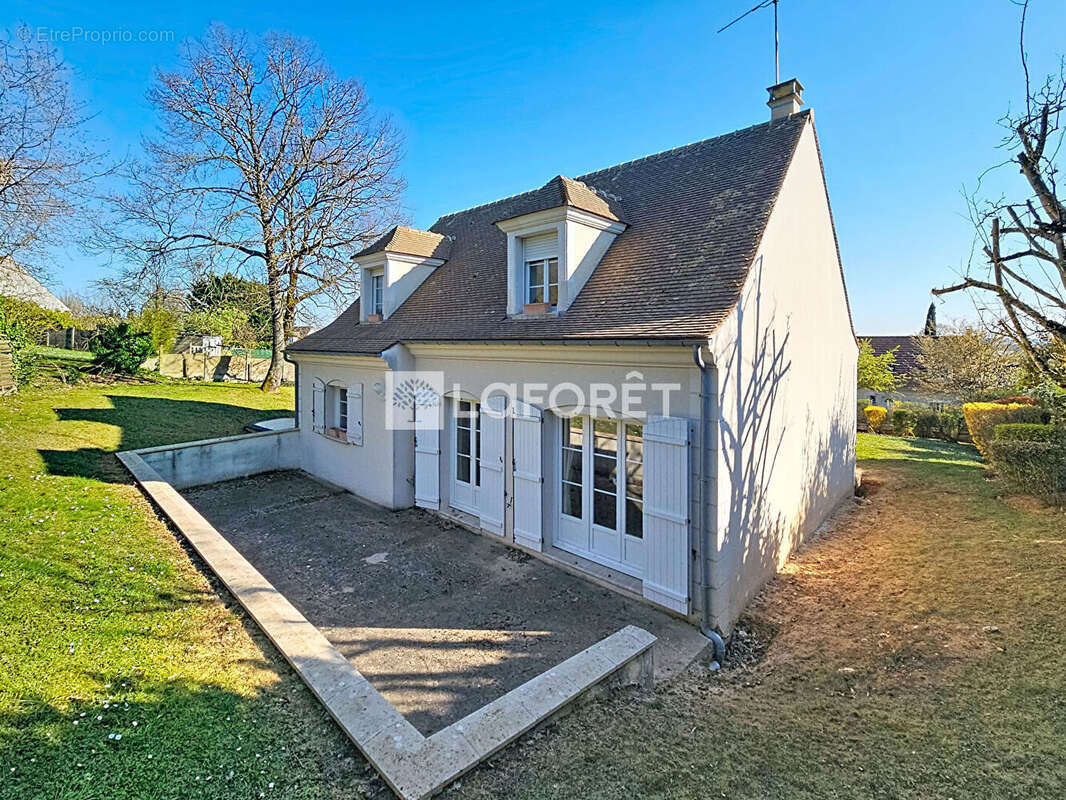 Maison à LINAS