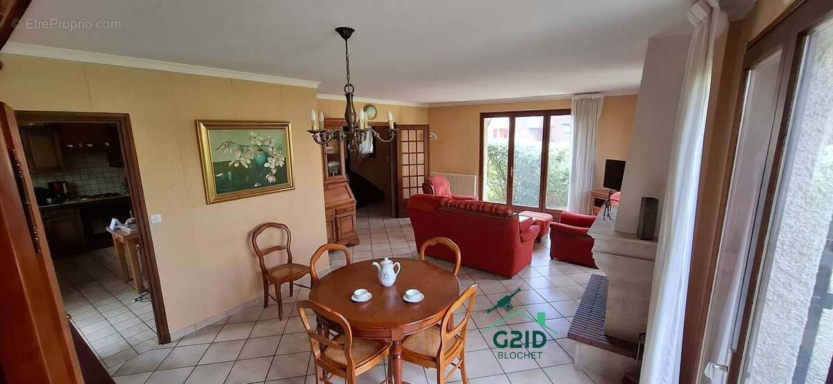 Salon Salle à manger - Maison à TALANT