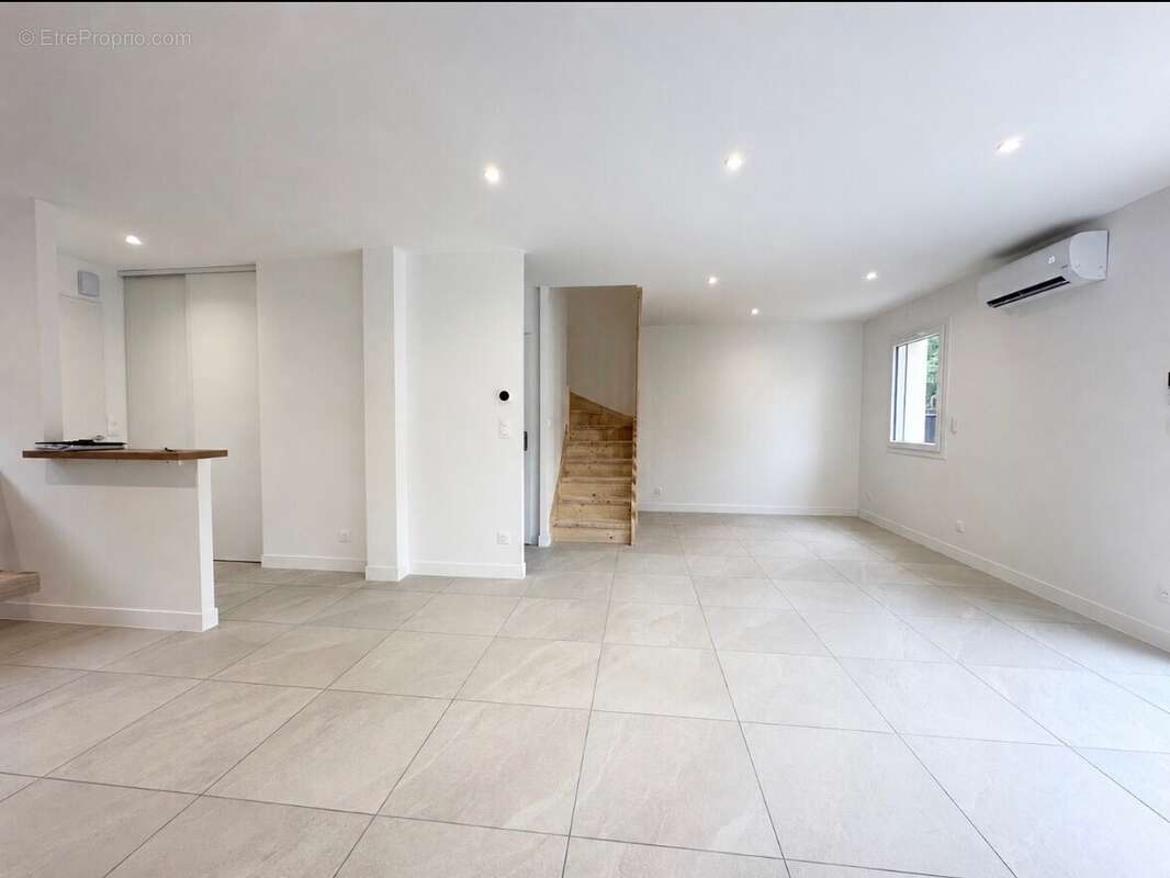 Maison 96 m² à Bereziat  - photo 3