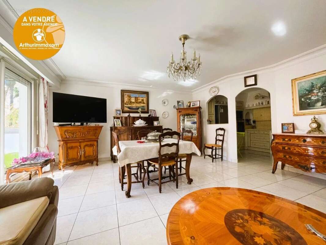 Appartement à LE LAVANDOU