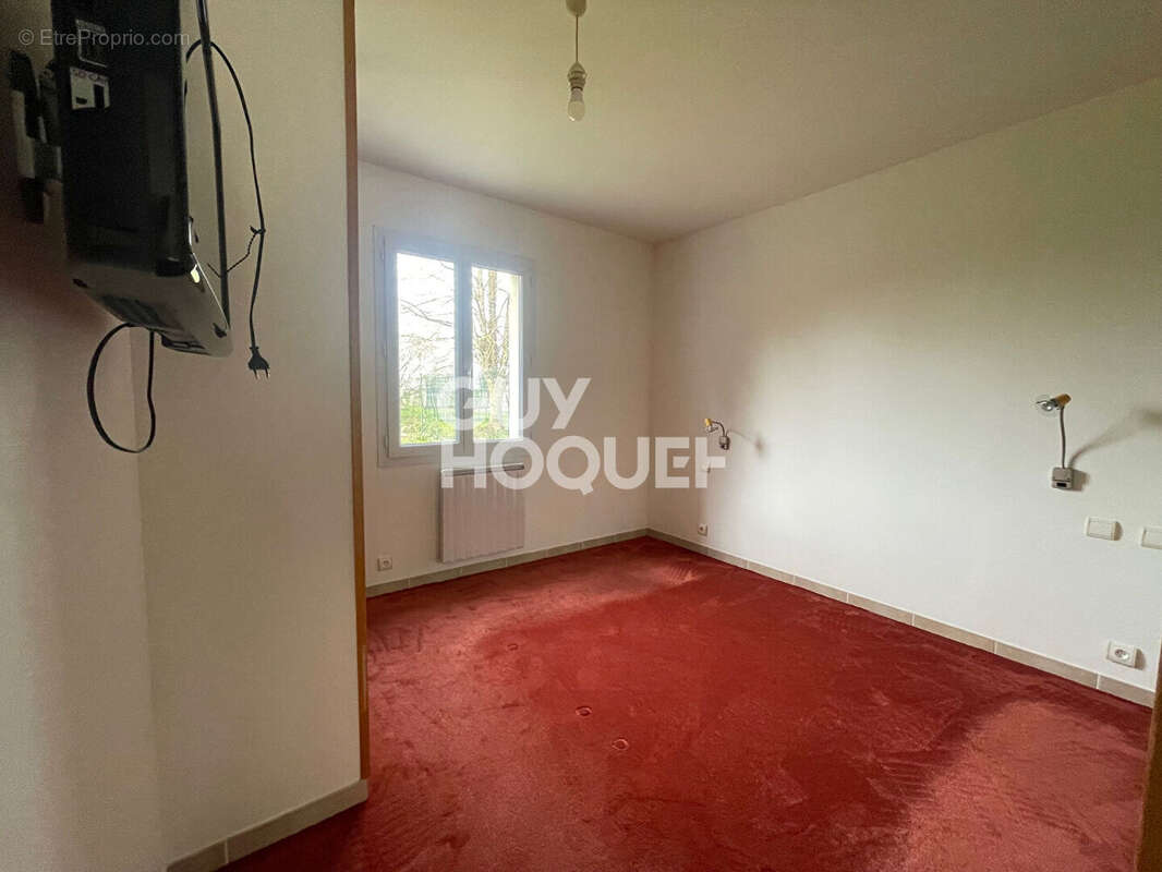 Maison à LA CHAPELLE-LA-REINE