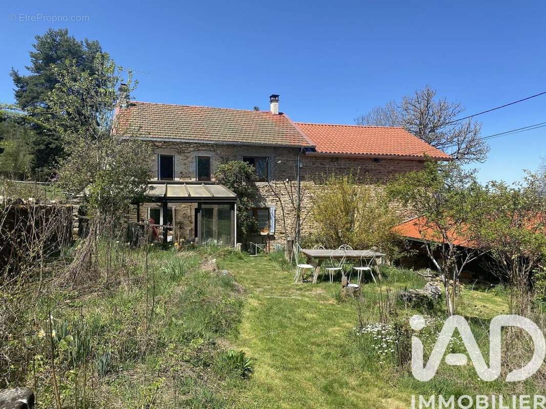 Maison 145 m² à Doranges  - photo 7
