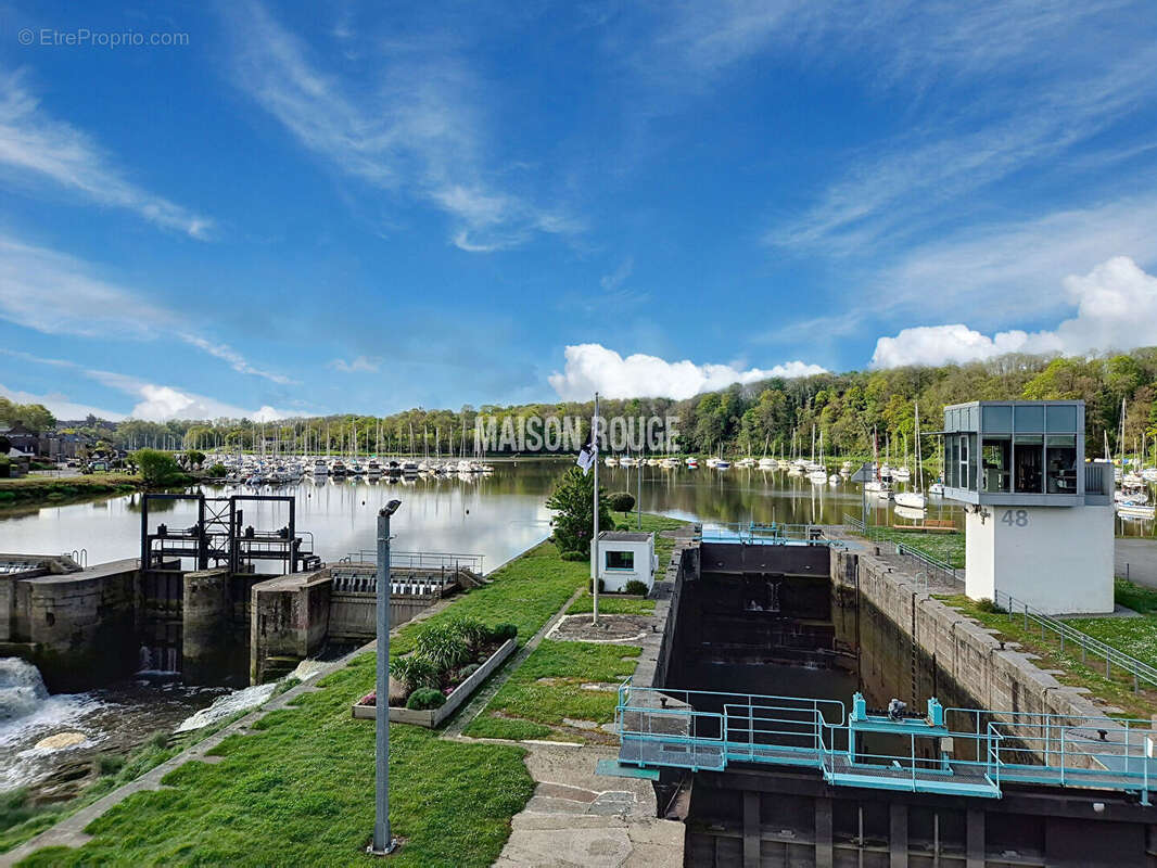 Maison à LA VICOMTE-SUR-RANCE