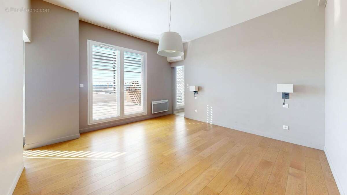 Appartement à BEZIERS