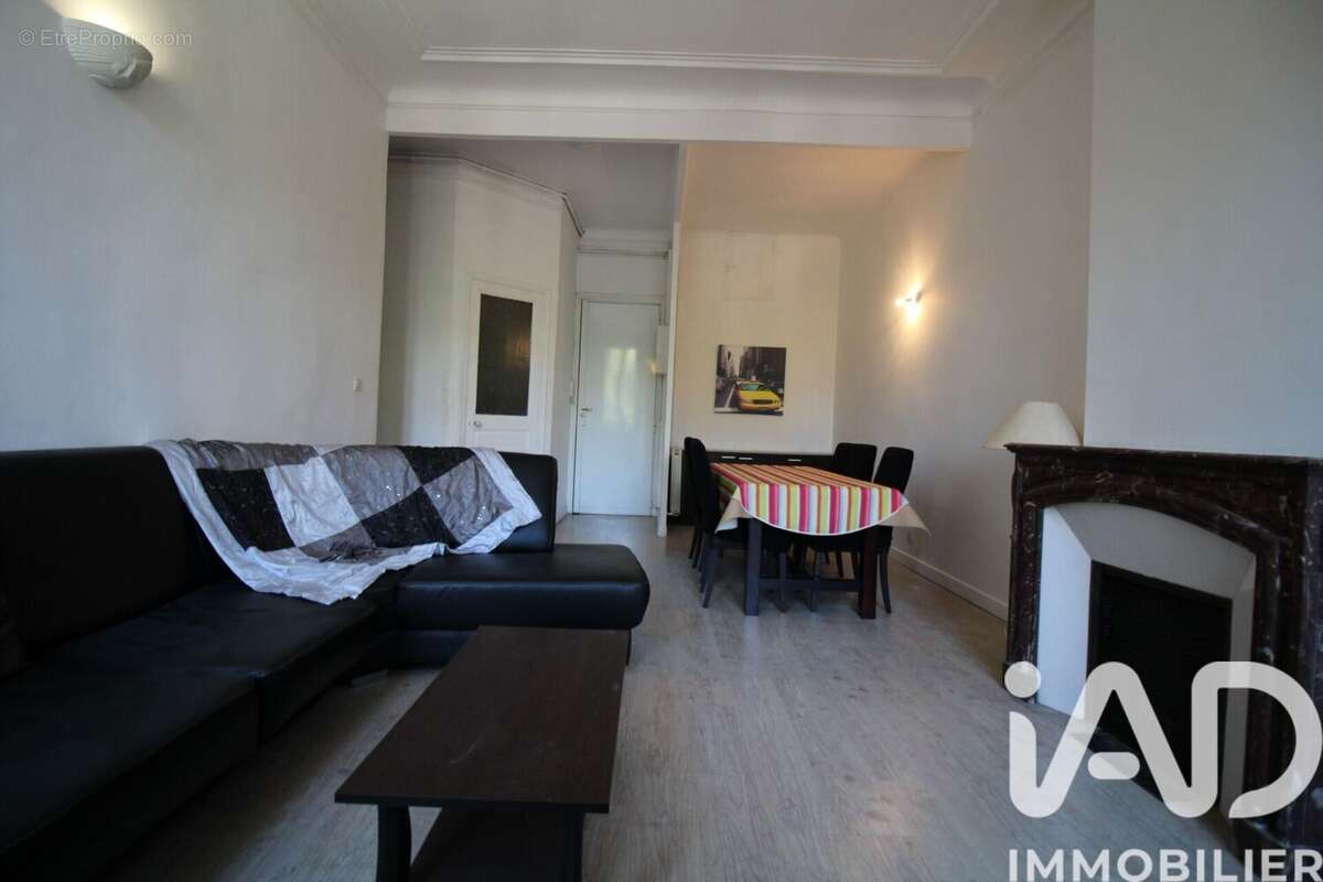 Photo 2 - Appartement à MARSEILLE-6E