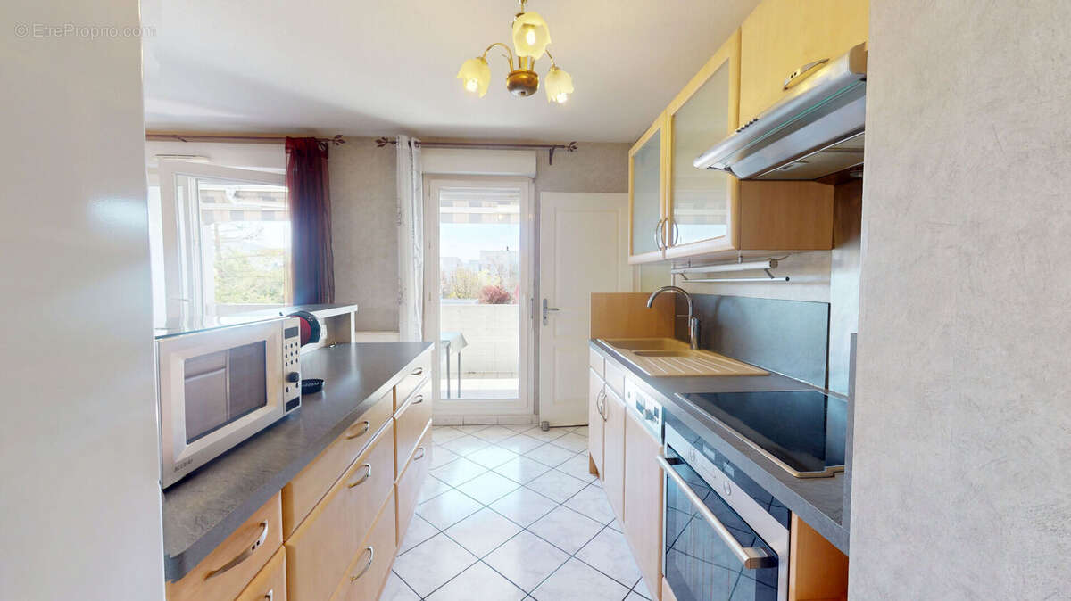 Appartement à SAINT-MARTIN-D&#039;HERES