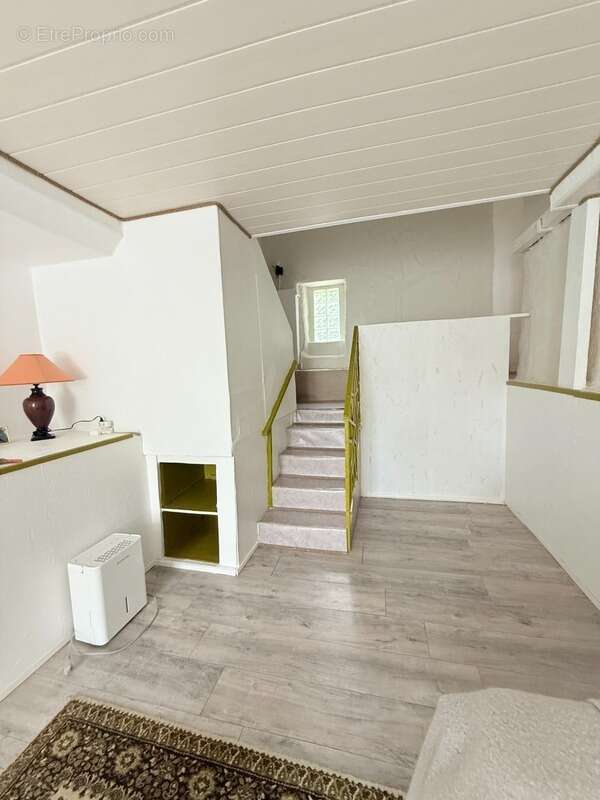 Longère en pierre 90m², sur terrain de 2379m² 69 990 € - photo 14