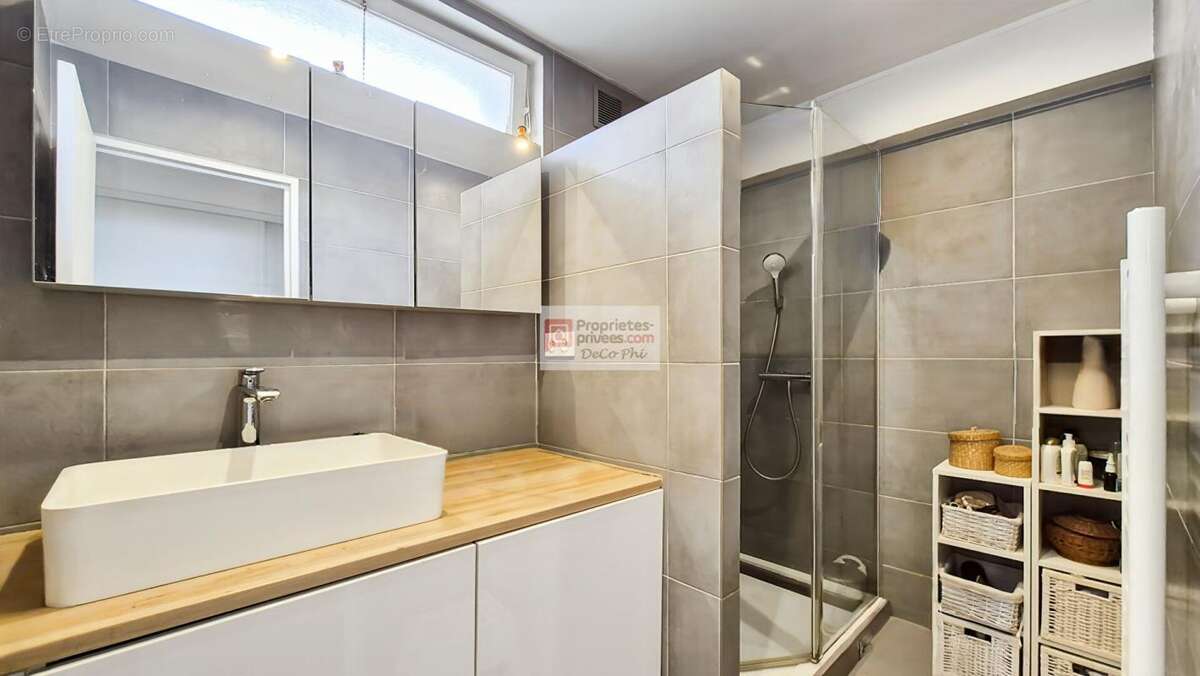 Appartement à VILLE-D'AVRAY