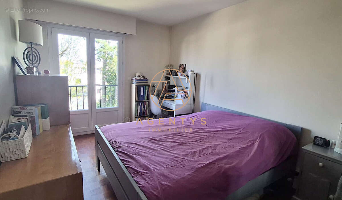 Appartement à LE PERREUX-SUR-MARNE