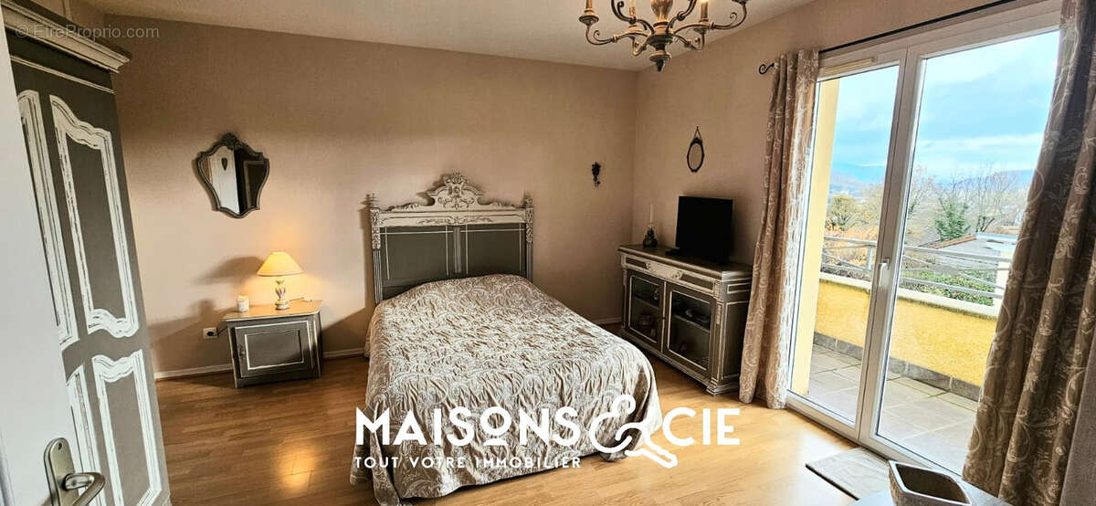 Maison à AMBERIEU-EN-BUGEY