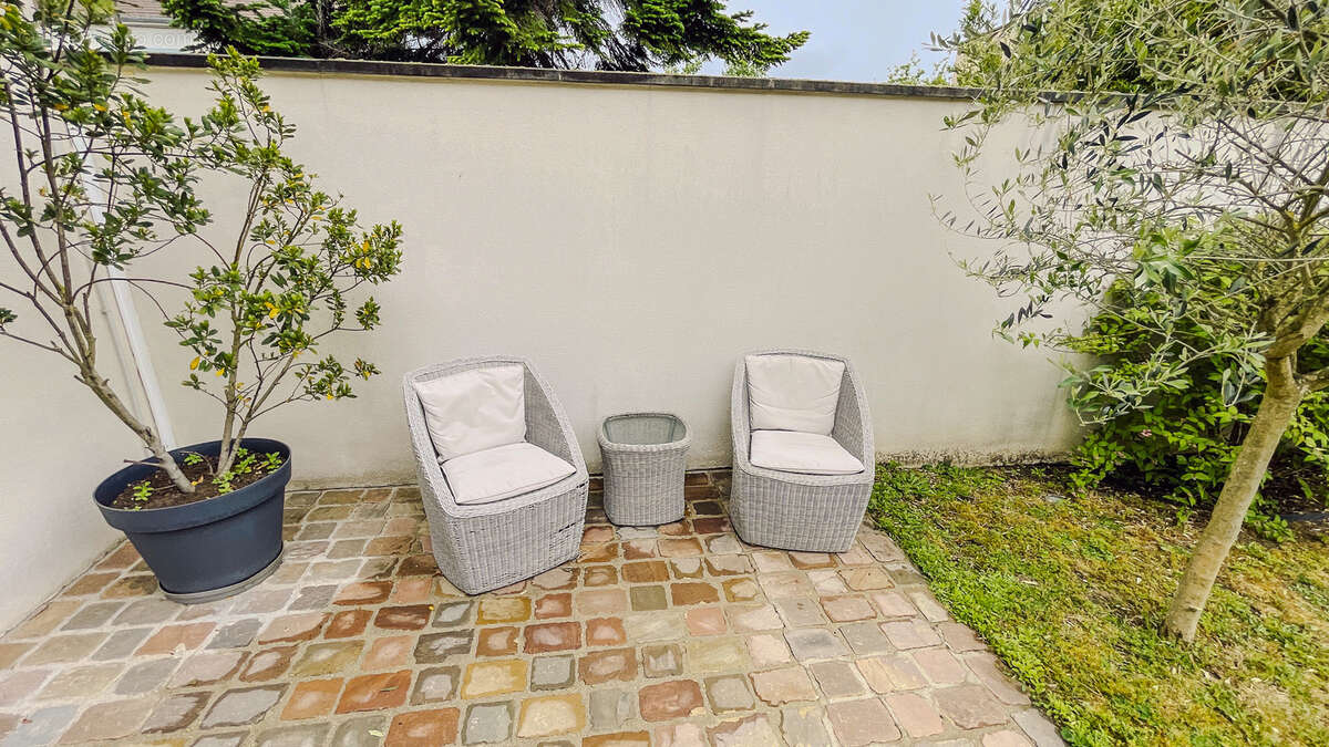 Maison à NANTERRE