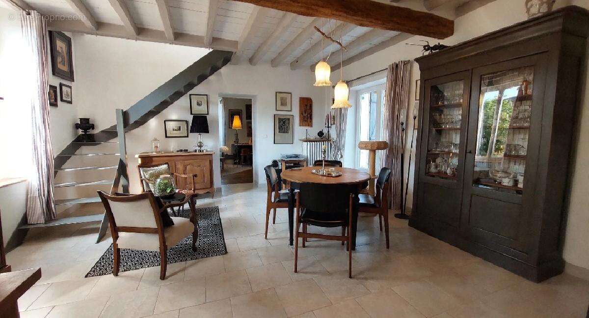 Maison 103 m² à Michery  - photo 2