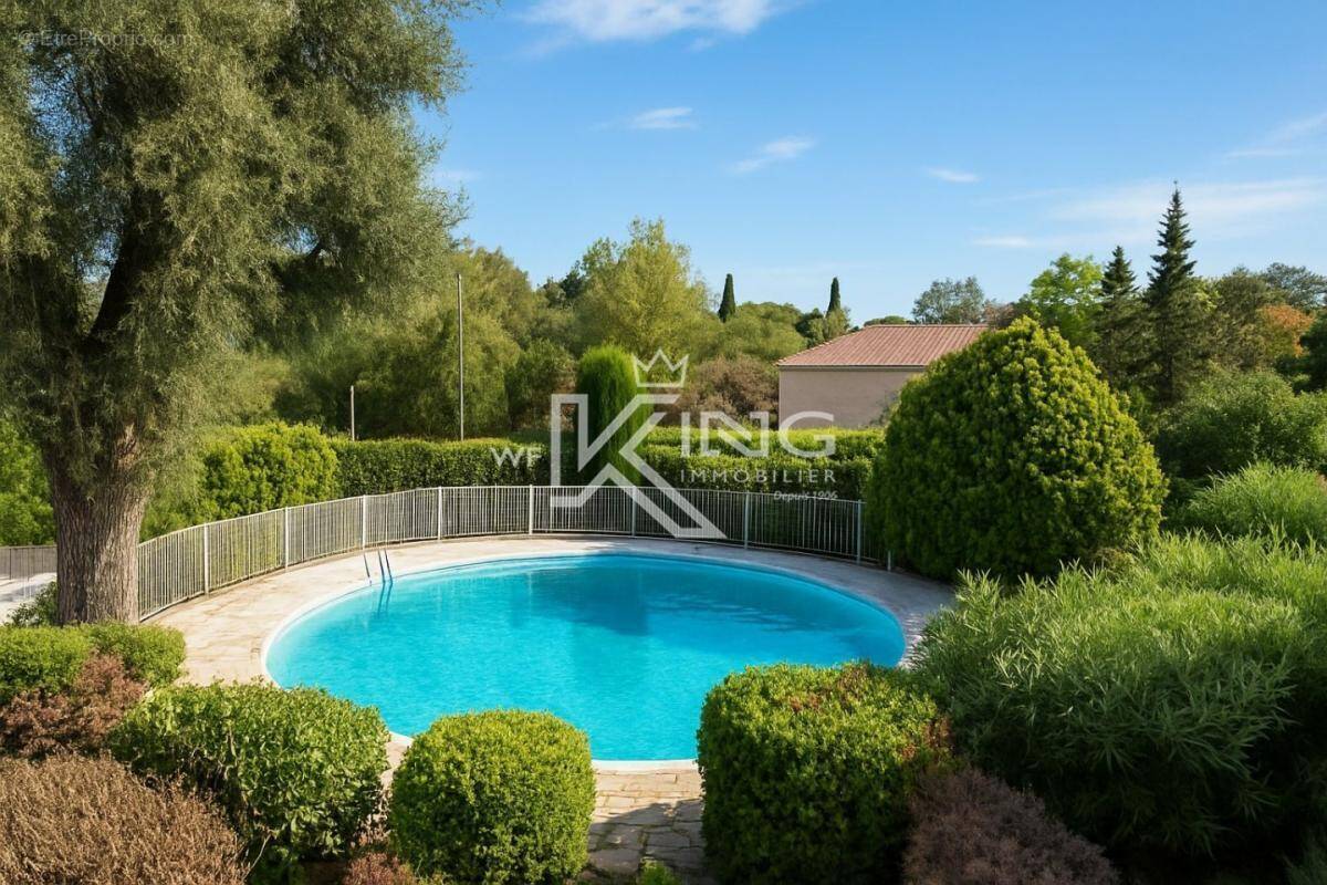 Appartement à SAINT-RAPHAEL