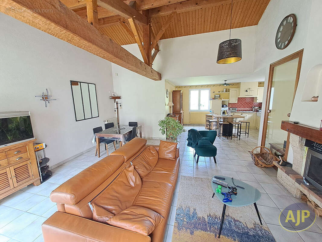 Maison à FALLERON