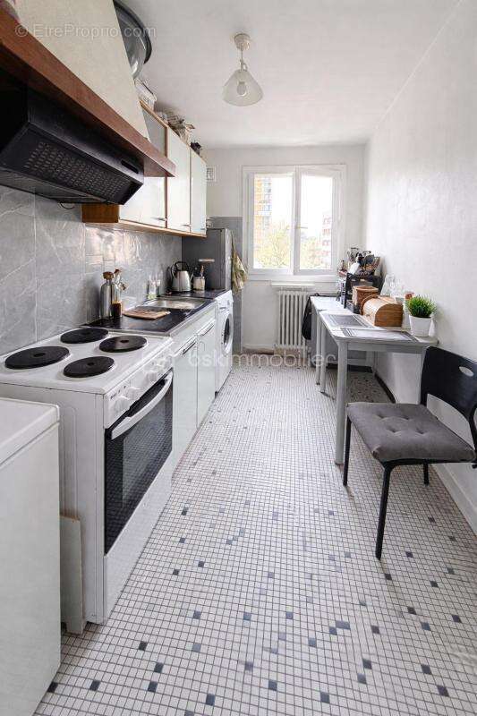 Appartement à LA COURNEUVE
