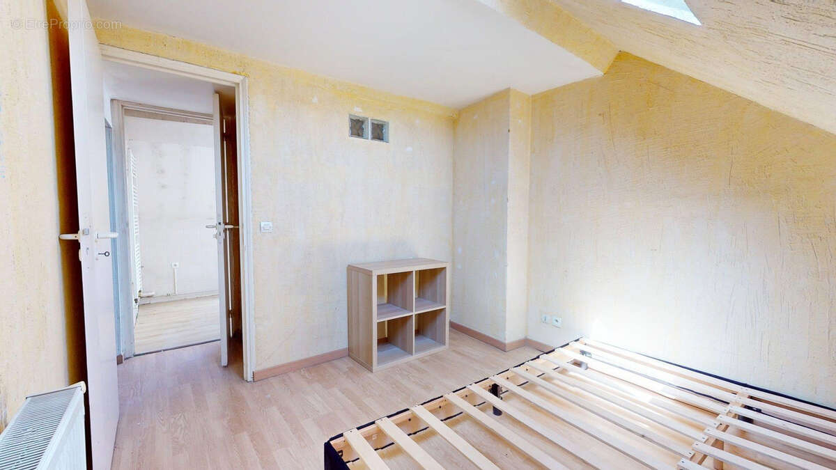 Appartement à LE THILLAY