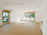 Appartement à FONTENAY-TRESIGNY