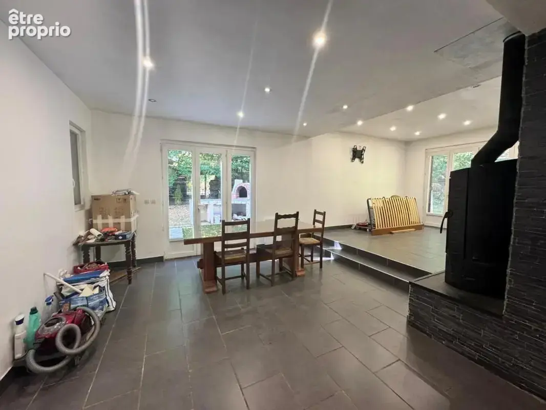 maison familiale de 132 m² sur un terrain 2 700 m² - photo 6