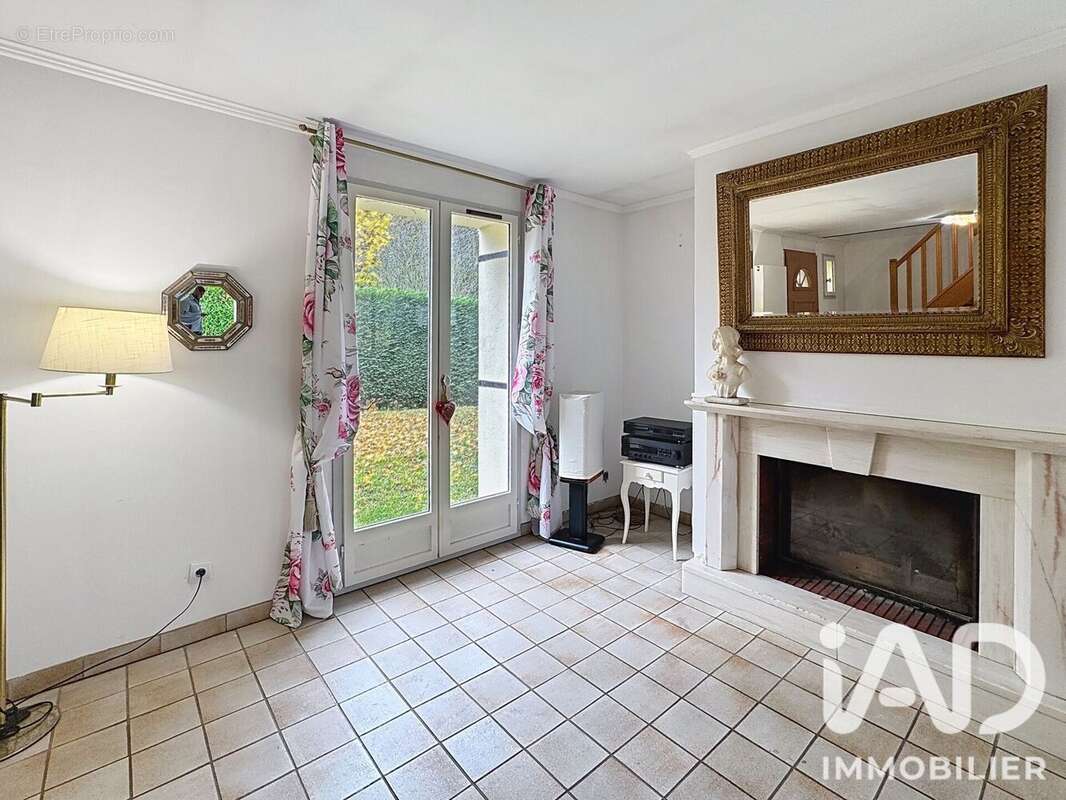 Maison 134 m² à Egly  - photo 5