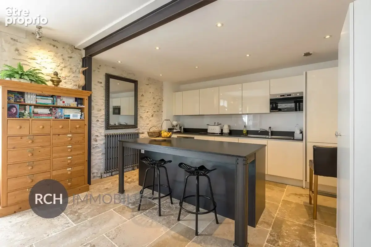 Seul mandataire - Maison ancienne rénovée avec des matériaux de qualité et joli jardin - photo 9